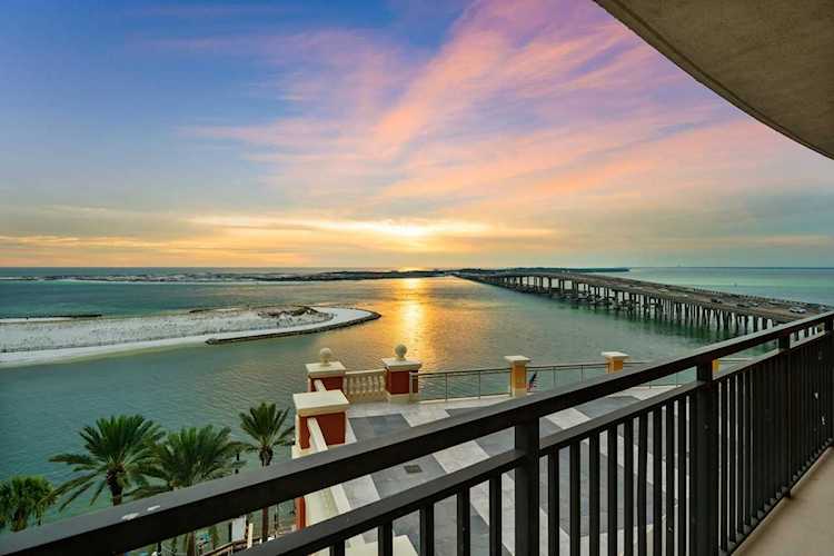 10 Harbor Boulevard #W225 Destin, FL 32541