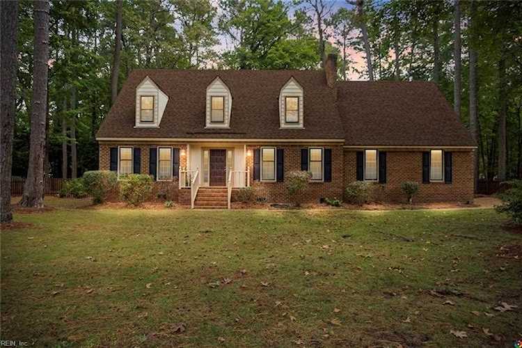 908 Kestons Cross Virginia Beach, VA 23452