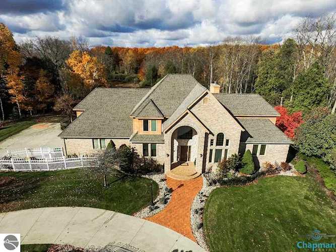 735 Meadowbrook Drive Mt Pleasant, MI 48858