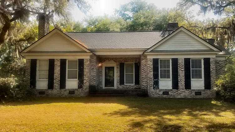 4970 Gibson Rd Meggett, SC 29449