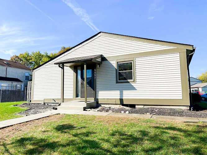 6061 Vicki Court Columbus, OH 43229 | MLS 220037423 - Franklin Photo 1
