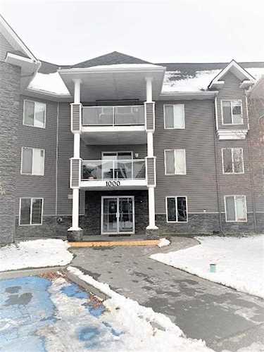 1104 Tuscarora Manor NW Calgary, AB T3L 2J9