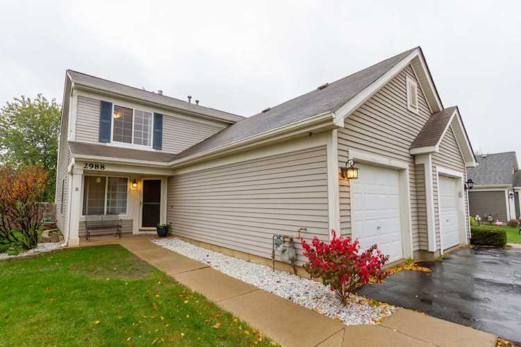2988 Impressions Dr Lake In The Hills, IL 60156