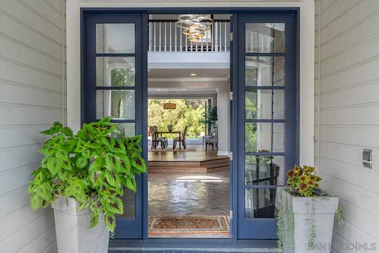 7012 Rancho La Cima Drive Rancho Santa Fe, CA 92067