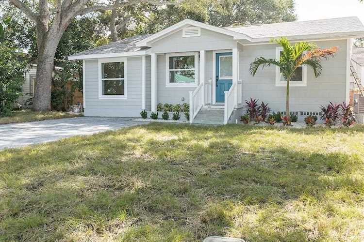 721 Bay St Dunedin, FL 34698