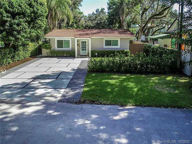 7115 SW 63rd Ct South Miami, FL 33143
