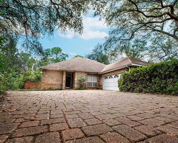 241 Windward Way Niceville, FL 32578