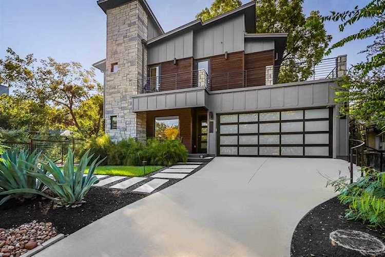 2414 Kinney RD Austin, TX 78704