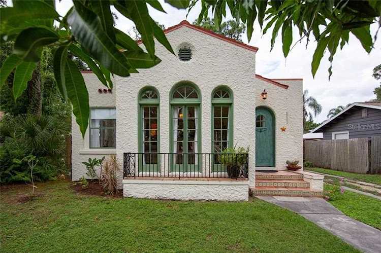 1443 15th St Sarasota, FL 34236