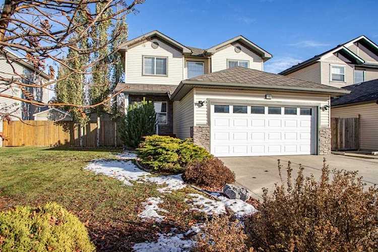19 Adamson Ave Red Deer, AB T4R 3L1