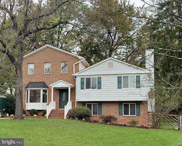 7218 Auburn St Annandale, VA 22003