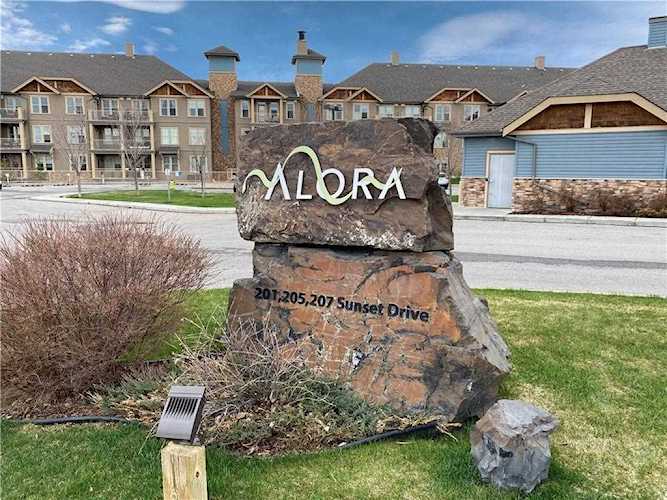 205 Sunset Dr #112 Cochrane, AB T4C 0H6