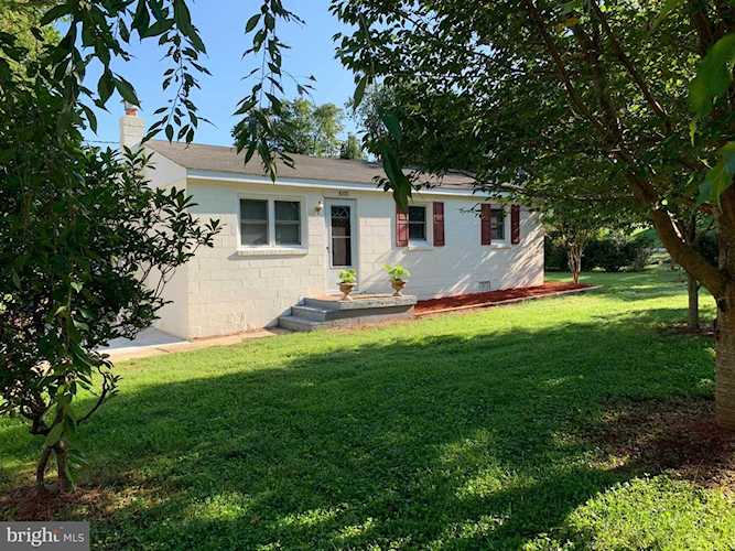 8100 Rugby Rd Manassas, VA 20111