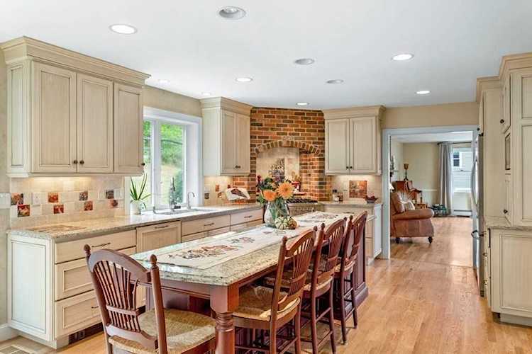 1 Boyd Dr Newburyport, MA 01950