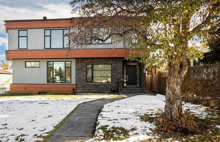 3424 3 St NW Calgary, AB T2K 0Z5