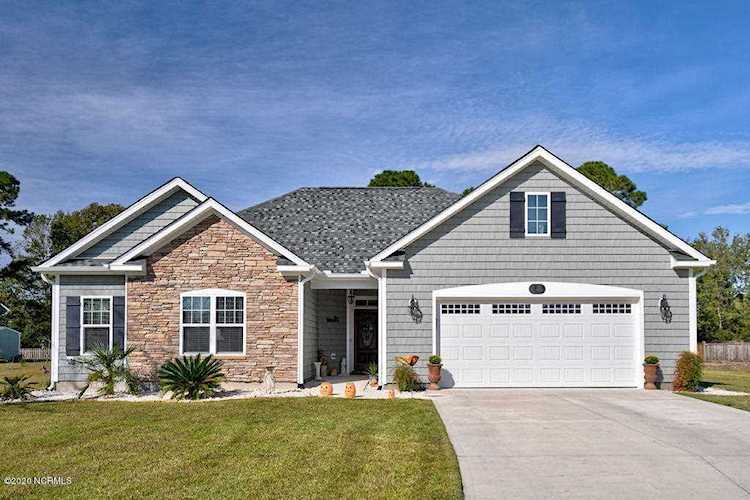102 Greenview Court Hampstead, NC 28443