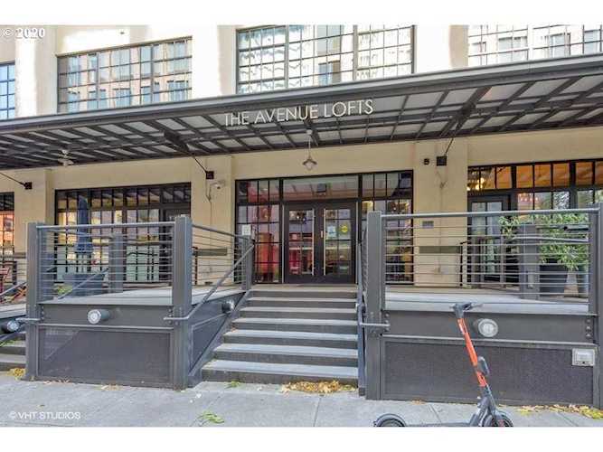 1400 NW Irving St #313 Portland, OR 97209