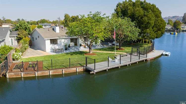 13 Arrowhead Lane Corte Madera, CA 94925