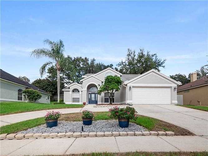 1110 Hawthorne Cove Dr Ocoee, FL 34761