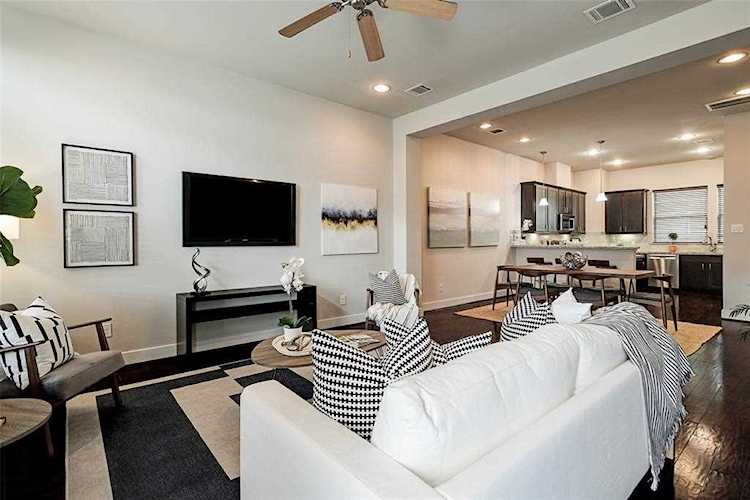 4504 Cornish St Houston, TX 77007