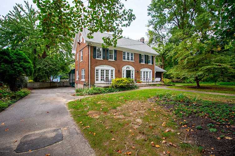 2105 Alta Ave Louisville, KY 40205