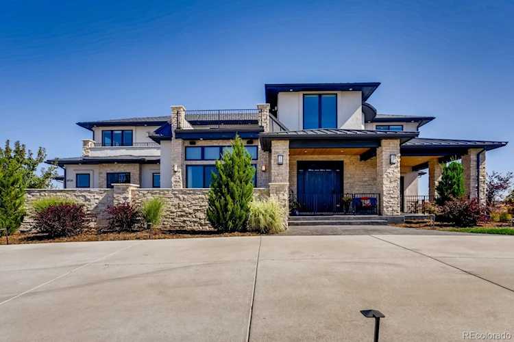 6924 S Espana Way Centennial, CO 80016