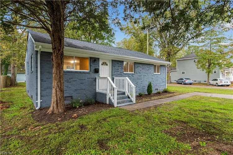 537 Greenbriar Ave Hampton, VA 23661