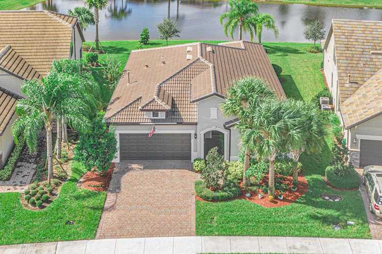 295 SE Courances Drive Port Saint Lucie, FL 34984