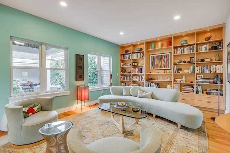 5 Whitcomb Garden #5 Plymouth, MA 02360