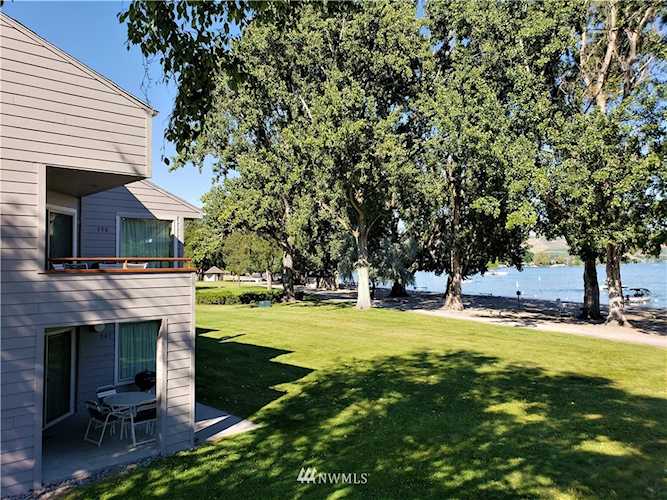 1 Beach 550-A Manson, WA 98831