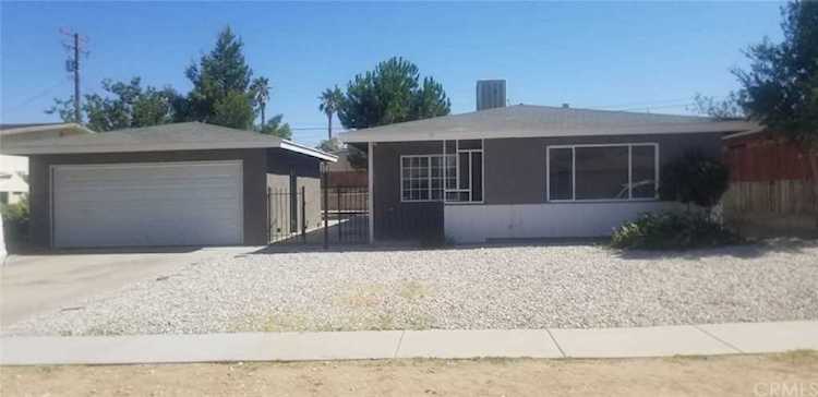 16183 Colina Street Victorville, CA 92395