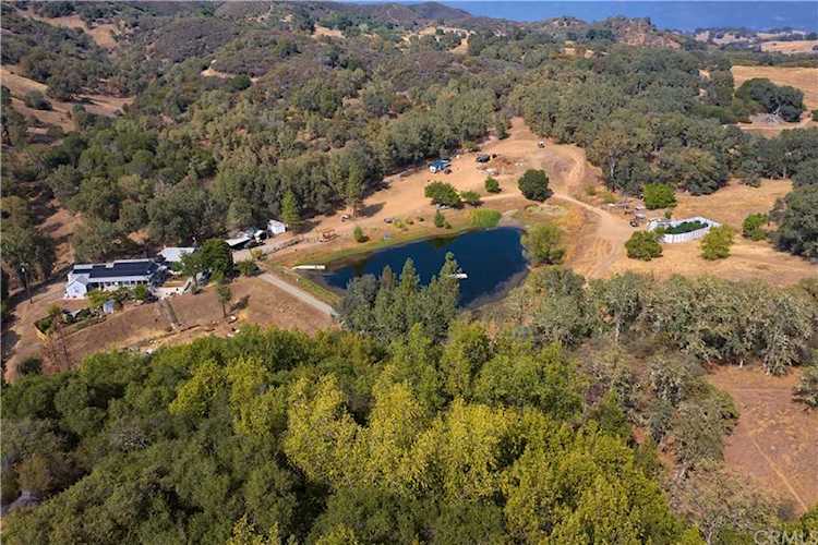 5824 Eickhoff Road Lakeport, CA 95453