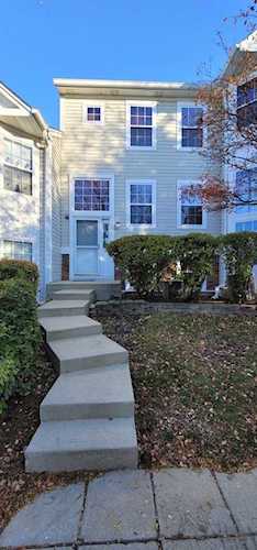 108 E Victoria Circle #108 North Aurora, IL 60542