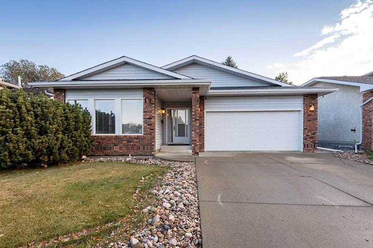 263 Dechene Road Edmonton, AB T6M 1W5