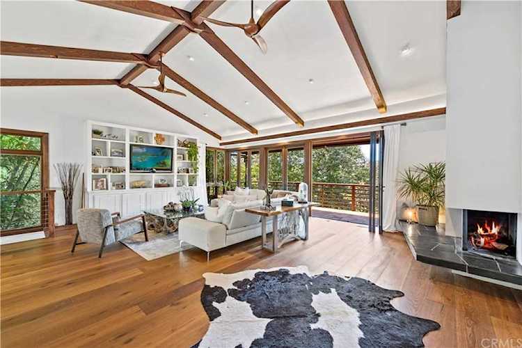 247 Emerald Bay Laguna Beach, CA 92651