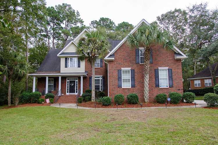 8618 W Fairway Woods Dr North Charleston, SC 29420