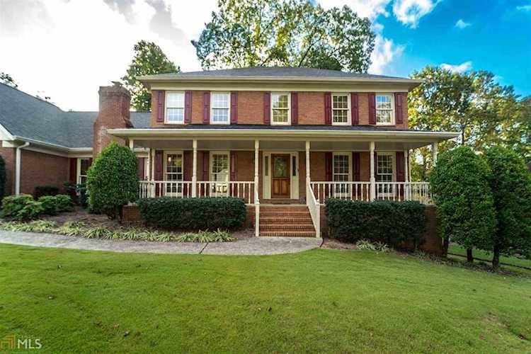 814 Austin Ct Lawrenceville, GA 30046