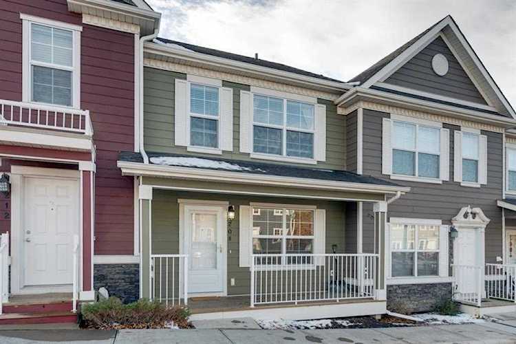 208 Cascades Pass Chestermere, AB T1X 0K8