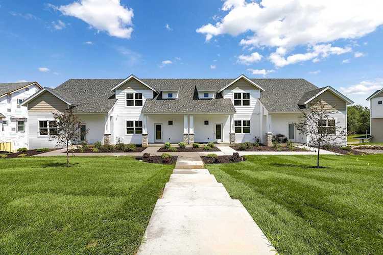 2663 New Century Boulevard Maplewood, MN 55119