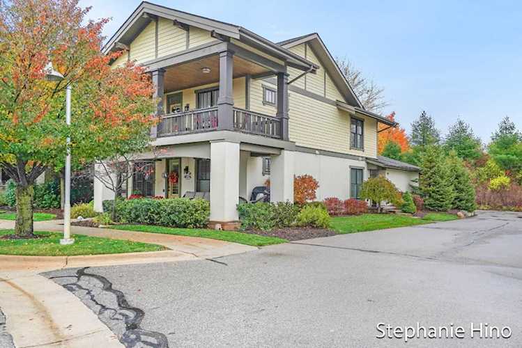 2252 New Town Dr Grand Rapids, MI 49525