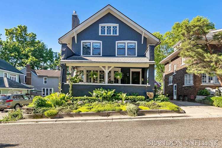 630 SE Windsor Terrace Grand Rapids, MI 49503