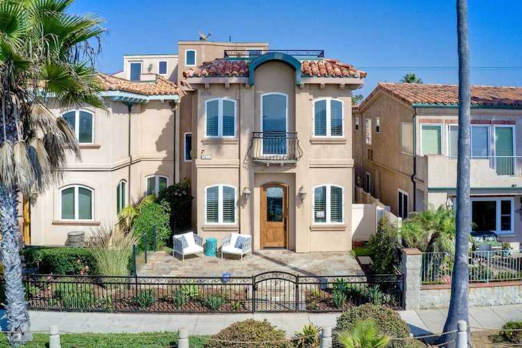1636 S Pacific Oceanside, CA 92054