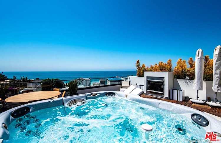 22065 Pacific Coast Highway #8 Malibu, CA 90265