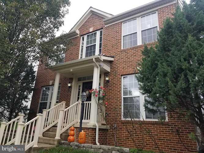 32 Stocks St Lovettsville, VA 20180