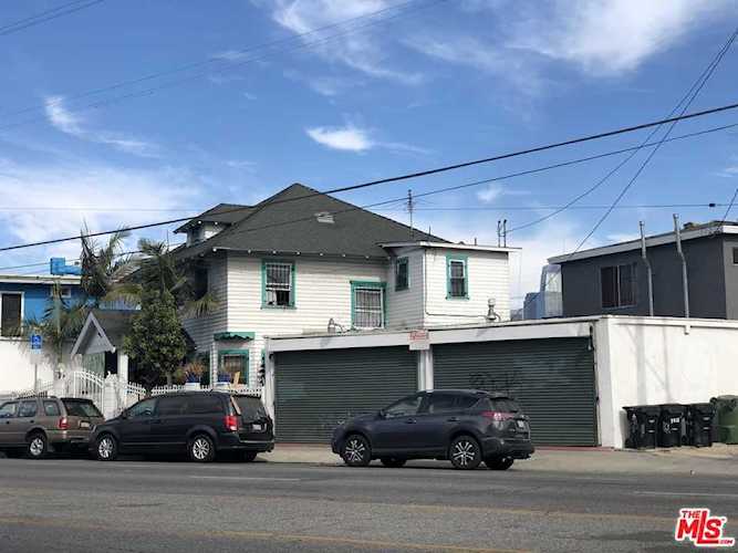 1808 S Hoover Street Los Angeles, CA 90006