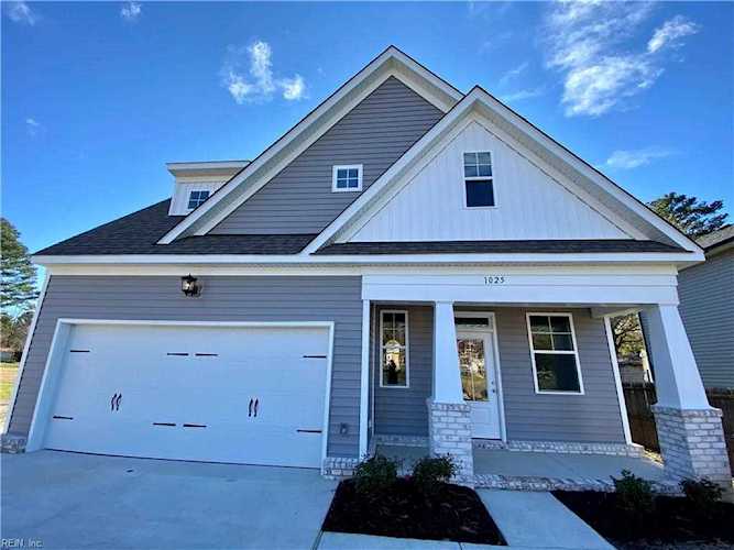 1025 Fentress Rd Chesapeake, VA 23322