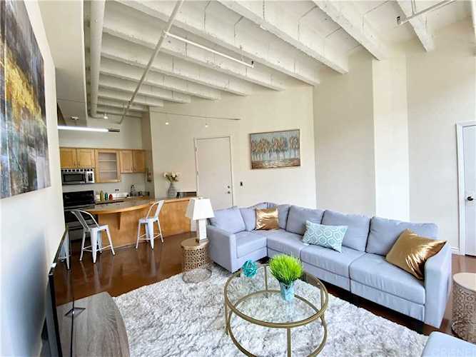 312 W 5th Street #825 Los Angeles, CA 90013