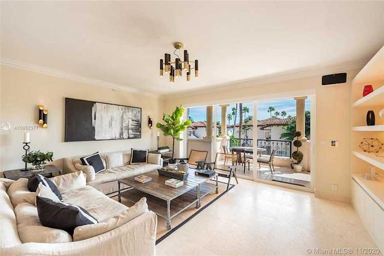 19124 Fisher Island Dr #19124 Miami Beach, FL 33109