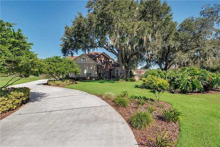 1211 Grey Fox Hollow Dr, Winter Haven, FL 33880 - MLS# P4913177 - SoldByStones Photo 1