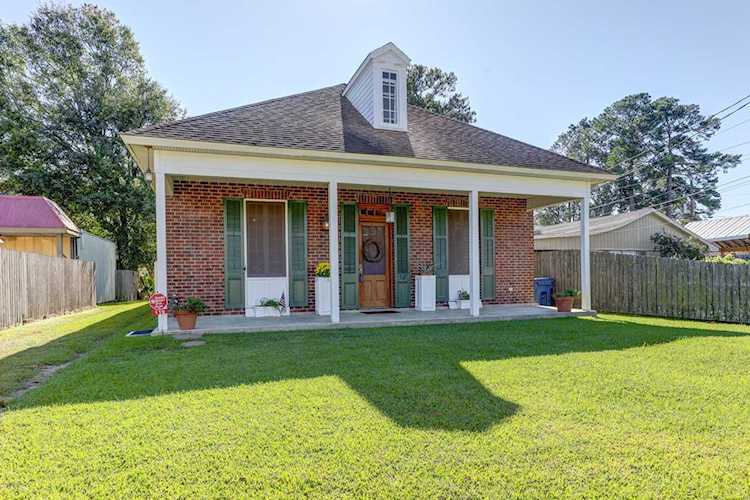 119 St Landry Street Lafayette, LA 70506